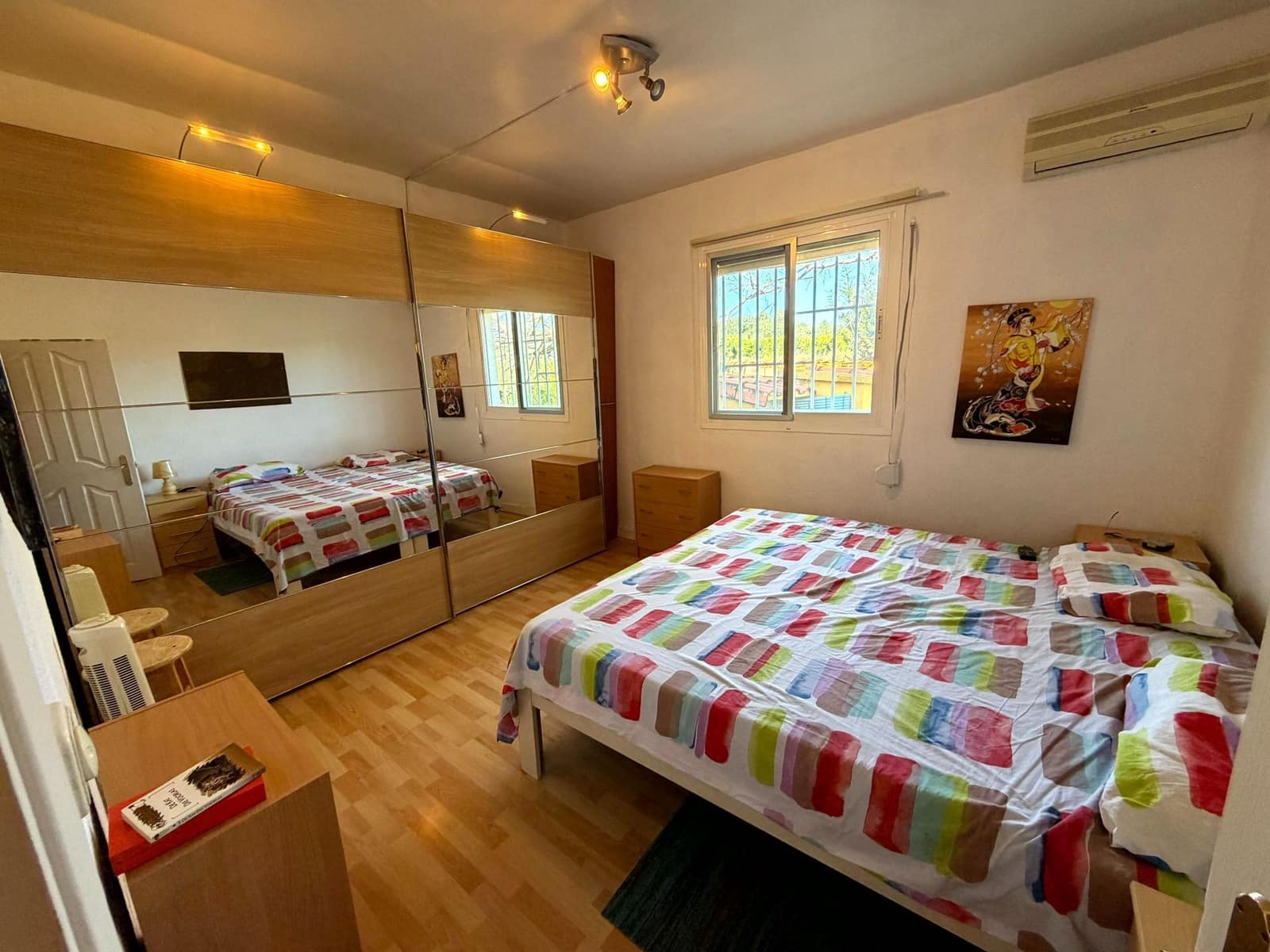 3 bedroom Villa for sale in Pedralba with pool garage - € 210,000 (Ref: 9711075)