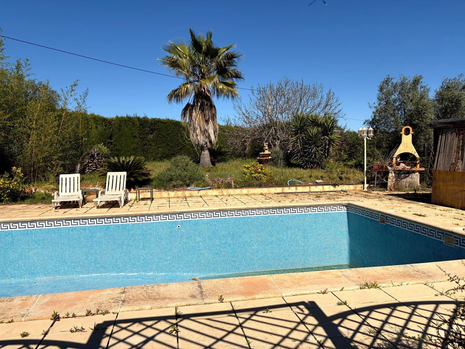 3 bedroom Villa for sale in Pedralba with pool garage - € 210,000 (Ref: 9711075)