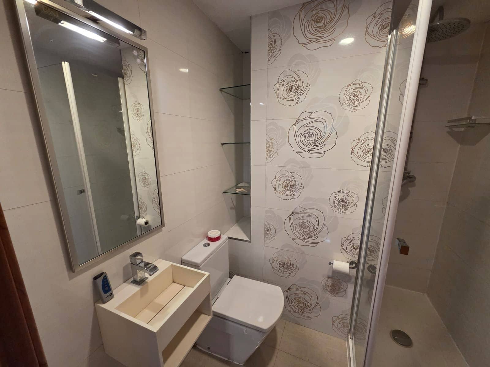 3 makuuhuone Asunto vuokrattavana paikassa Valencia kaupunki mukana 
autotalli - 1 100 € (Ref: 9784064)