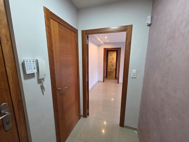 3 makuuhuone Asunto vuokrattavana paikassa Valencia kaupunki mukana 
autotalli - 1 100 € (Ref: 9784064)