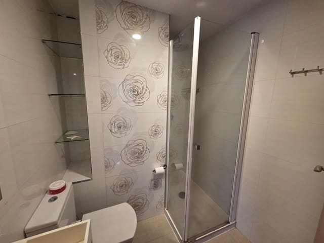 3 makuuhuone Asunto vuokrattavana paikassa Valencia kaupunki mukana 
autotalli - 1 100 € (Ref: 9784064)