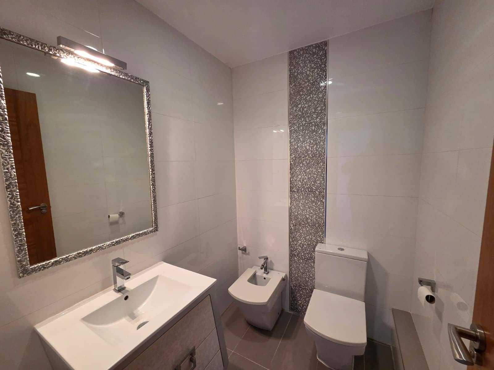 3 makuuhuone Asunto vuokrattavana paikassa Valencia kaupunki mukana 
autotalli - 1 100 € (Ref: 9784064)