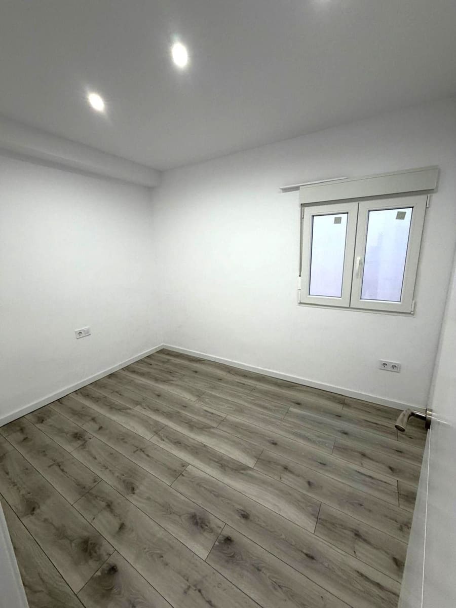 3 Zimmer Wohnung zu verkaufen in Valencia Stadt mit Garage - 398.000 € (Ref: 9806077)