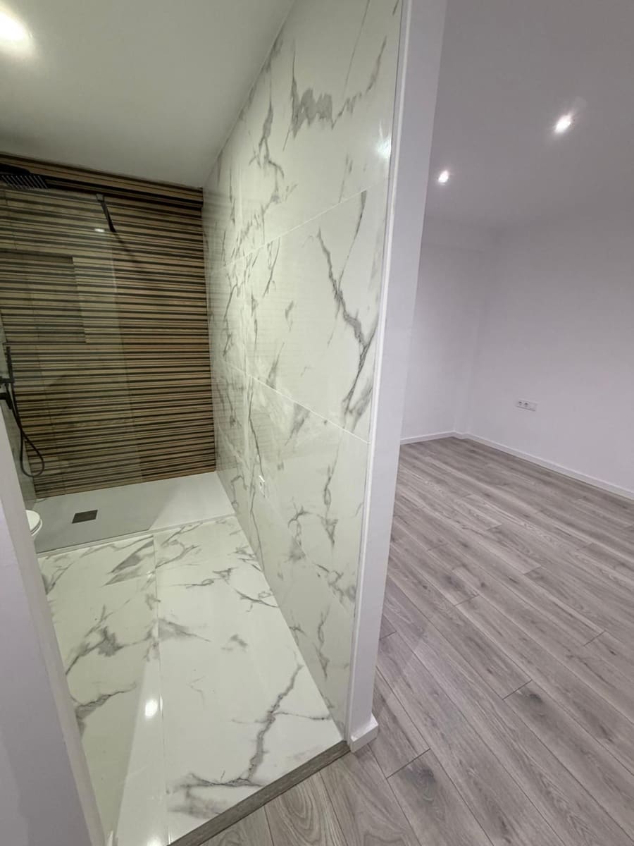 3 Zimmer Wohnung zu verkaufen in Valencia Stadt mit Garage - 398.000 € (Ref: 9806077)