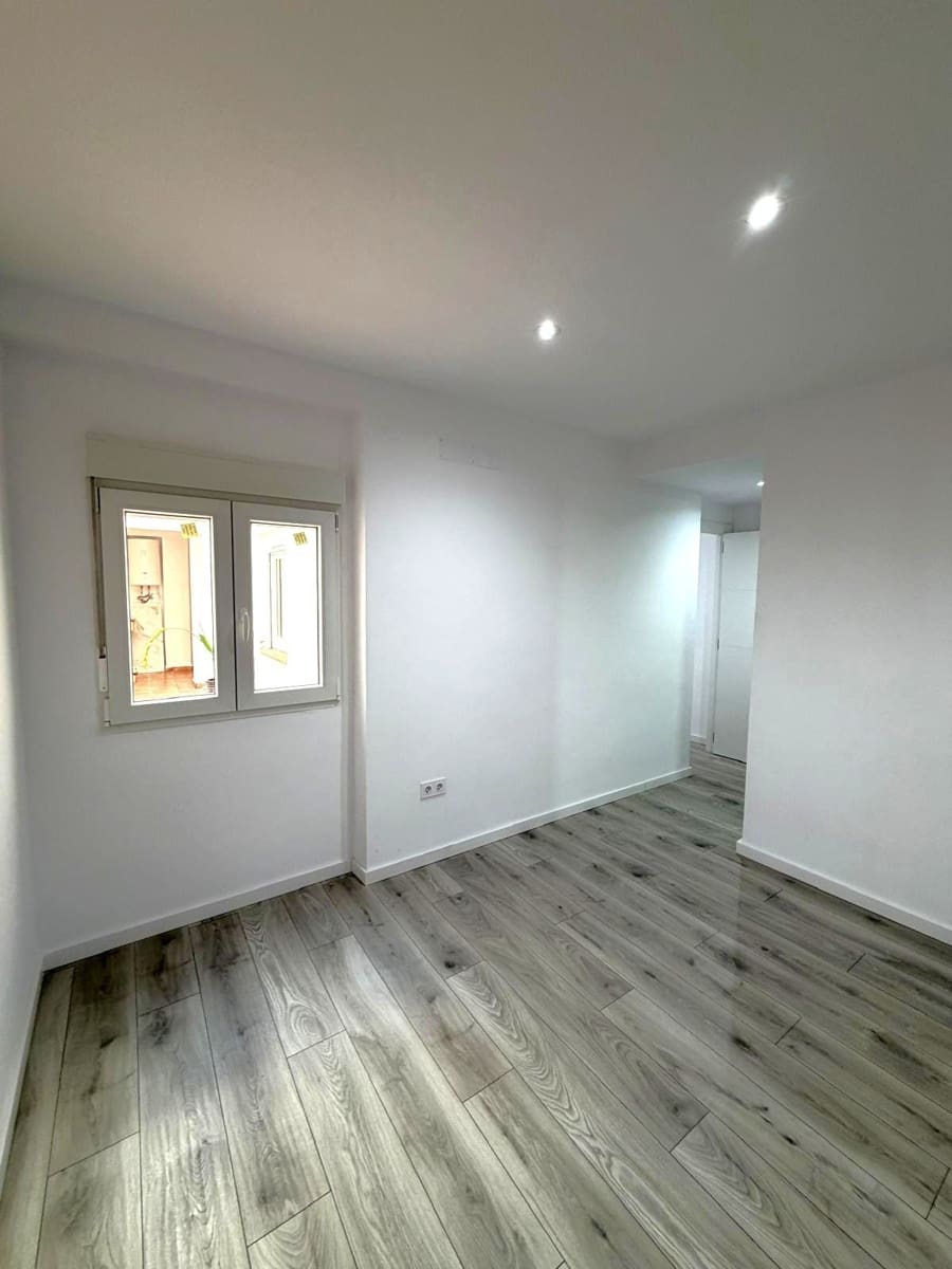 3 Zimmer Wohnung zu verkaufen in Valencia Stadt mit Garage - 398.000 € (Ref: 9806077)