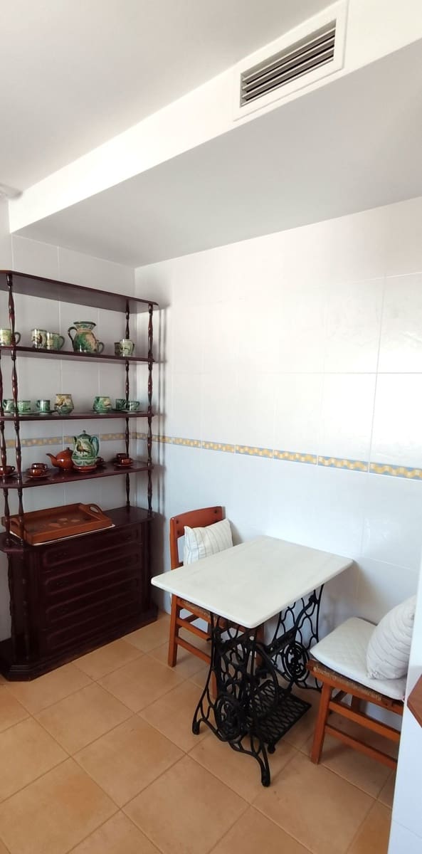 3 quarto Penthouse para arrendar em Sagunto / Sagunt com garagem - 1 600 € (Ref: 9902789)
