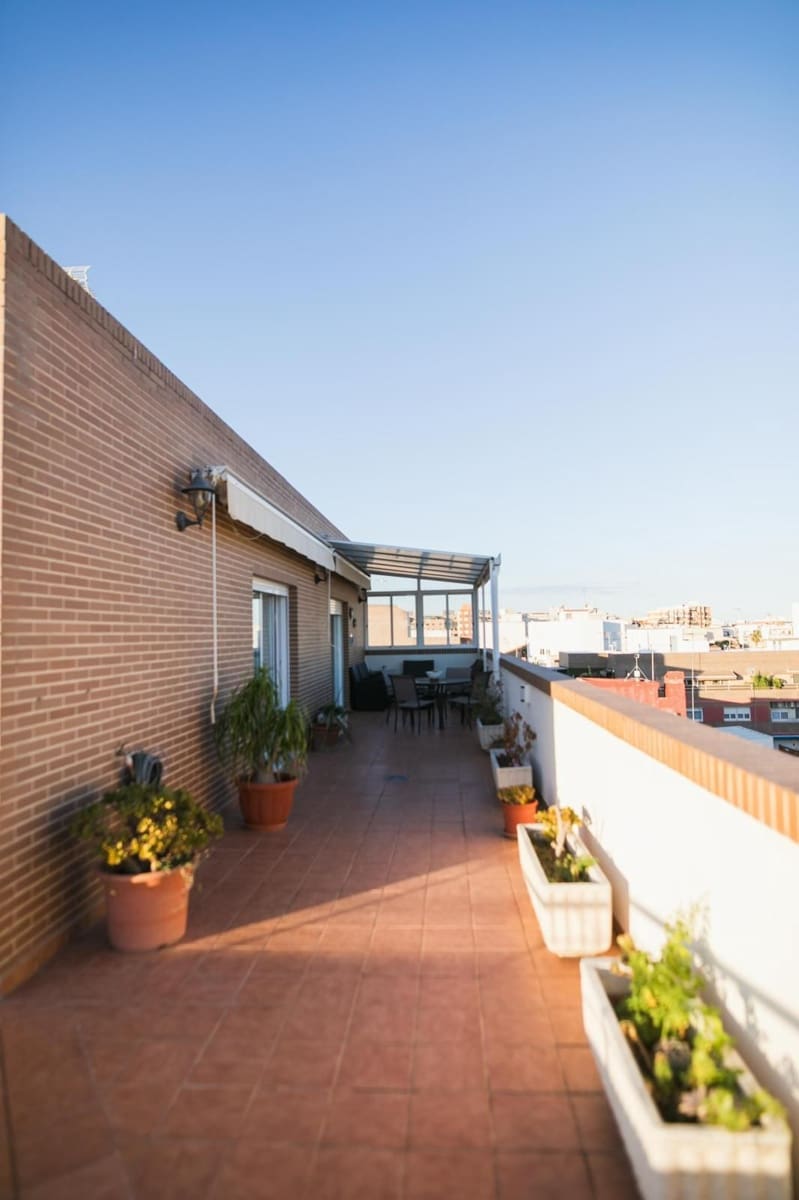 3 quarto Penthouse para arrendar em Sagunto / Sagunt com garagem - 1 600 € (Ref: 9902789)