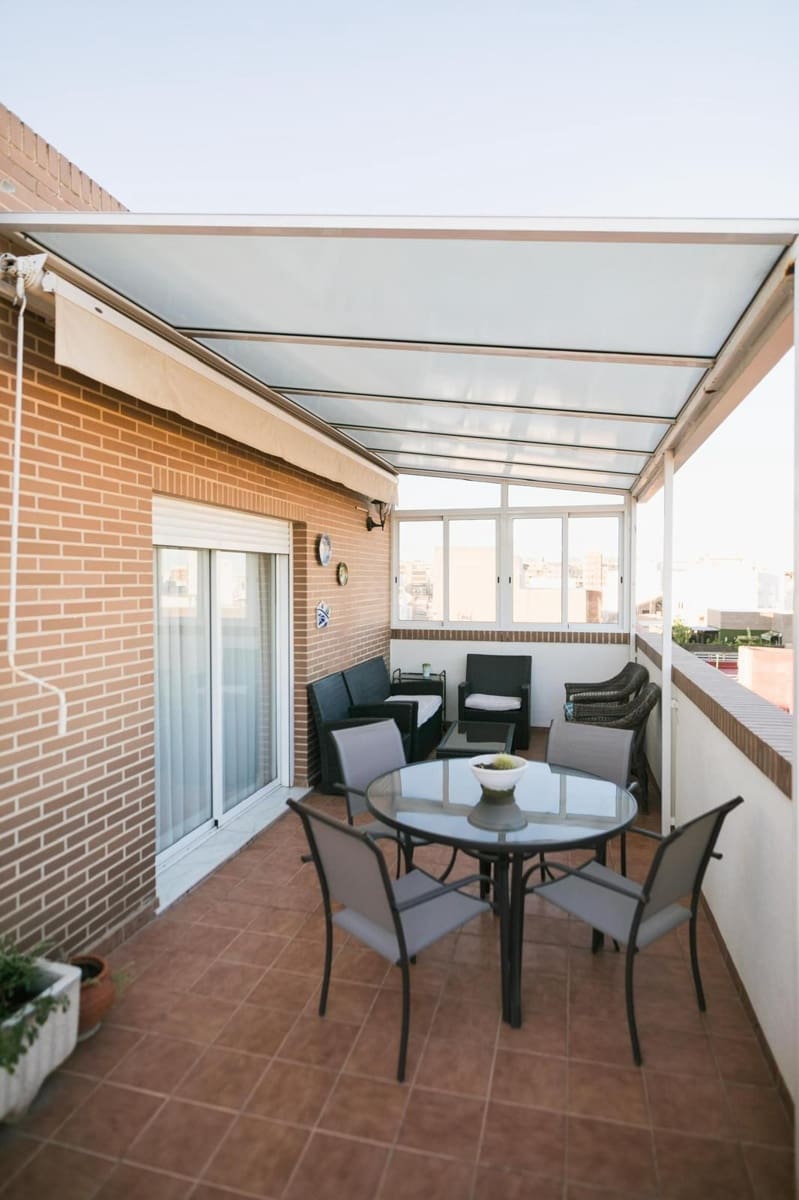 3 quarto Penthouse para arrendar em Sagunto / Sagunt com garagem - 1 600 € (Ref: 9902789)
