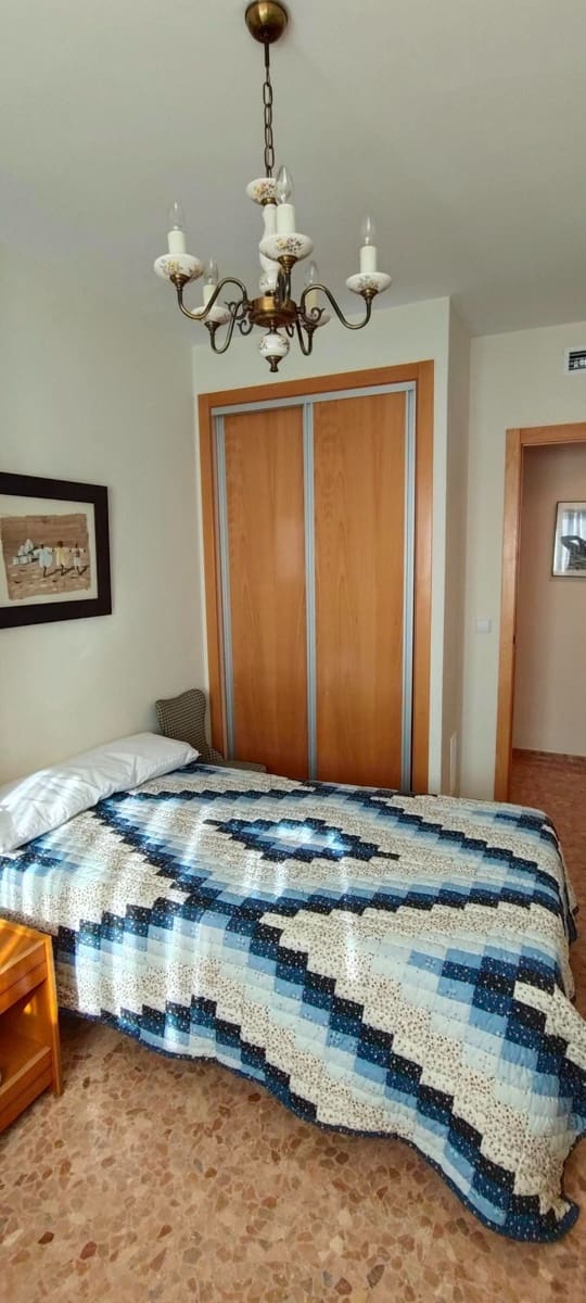 3 quarto Penthouse para arrendar em Sagunto / Sagunt com garagem - 1 600 € (Ref: 9902789)