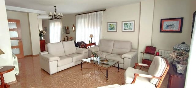 3 quarto Penthouse para arrendar em Sagunto / Sagunt com garagem - 1 600 € (Ref: 9902789)