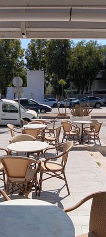 Erhverv til leje i Alcúdia - € 3.400 (Ref: 10028894)