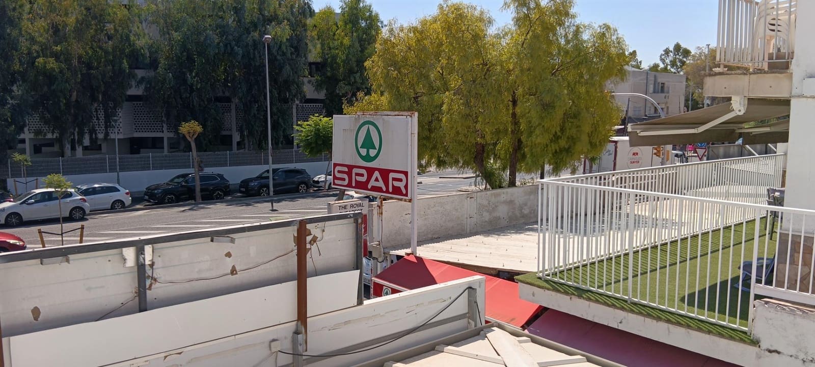 Komercyjne do wynajęcia w Alcudia z garażem - 3 400 € (Ref: 10028894)