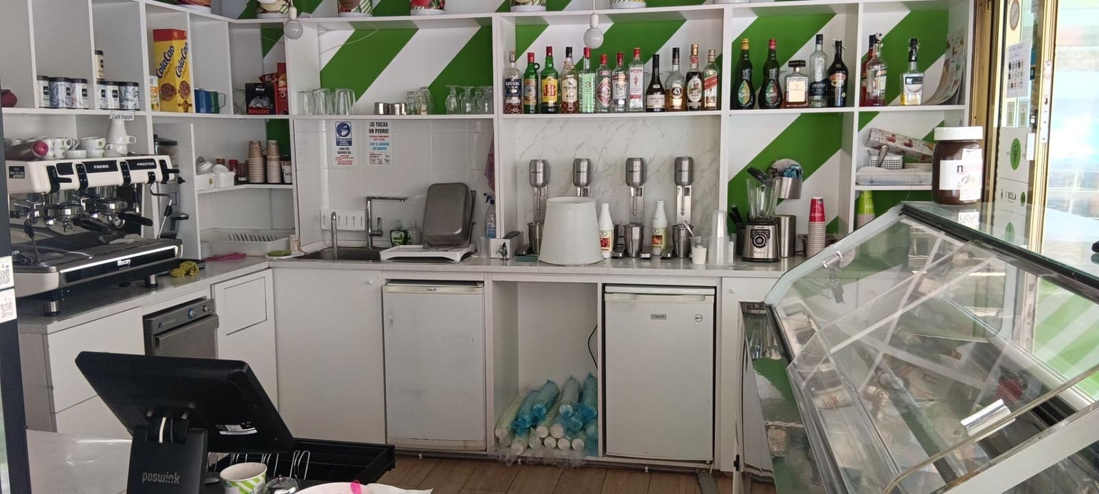 Komercyjne do wynajęcia w Alcudia z garażem - 3 400 € (Ref: 10028894)