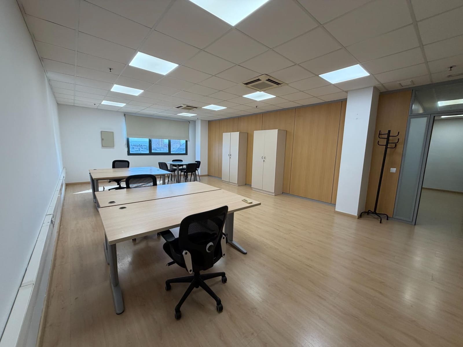 Kantoor te huur in Palma de Mallorca met garage - € 810 (Ref: 10041146)
