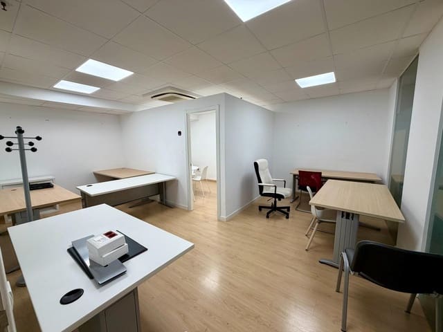 Büro zu vermieten in Palma de Mallorca - 510 € (Ref: 10043039)