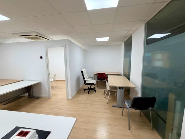 Büro zu vermieten in Palma de Mallorca - 510 € (Ref: 10043039)