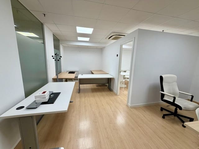 Büro zu vermieten in Palma de Mallorca - 510 € (Ref: 10043039)