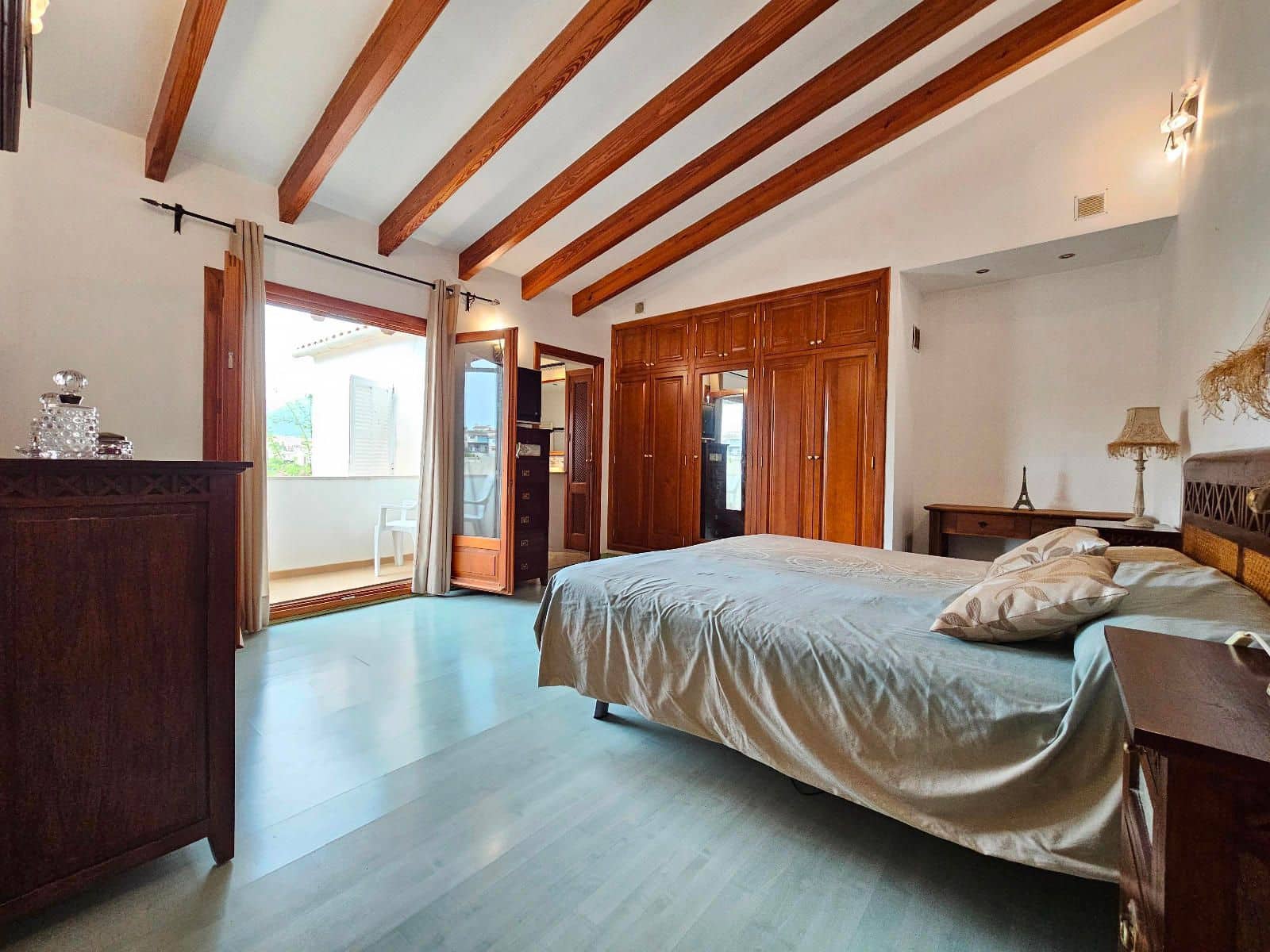 5 soveværelse Villa til salg i Campanet med swimmingpool garage - € 850.000 (Ref: 9352089)