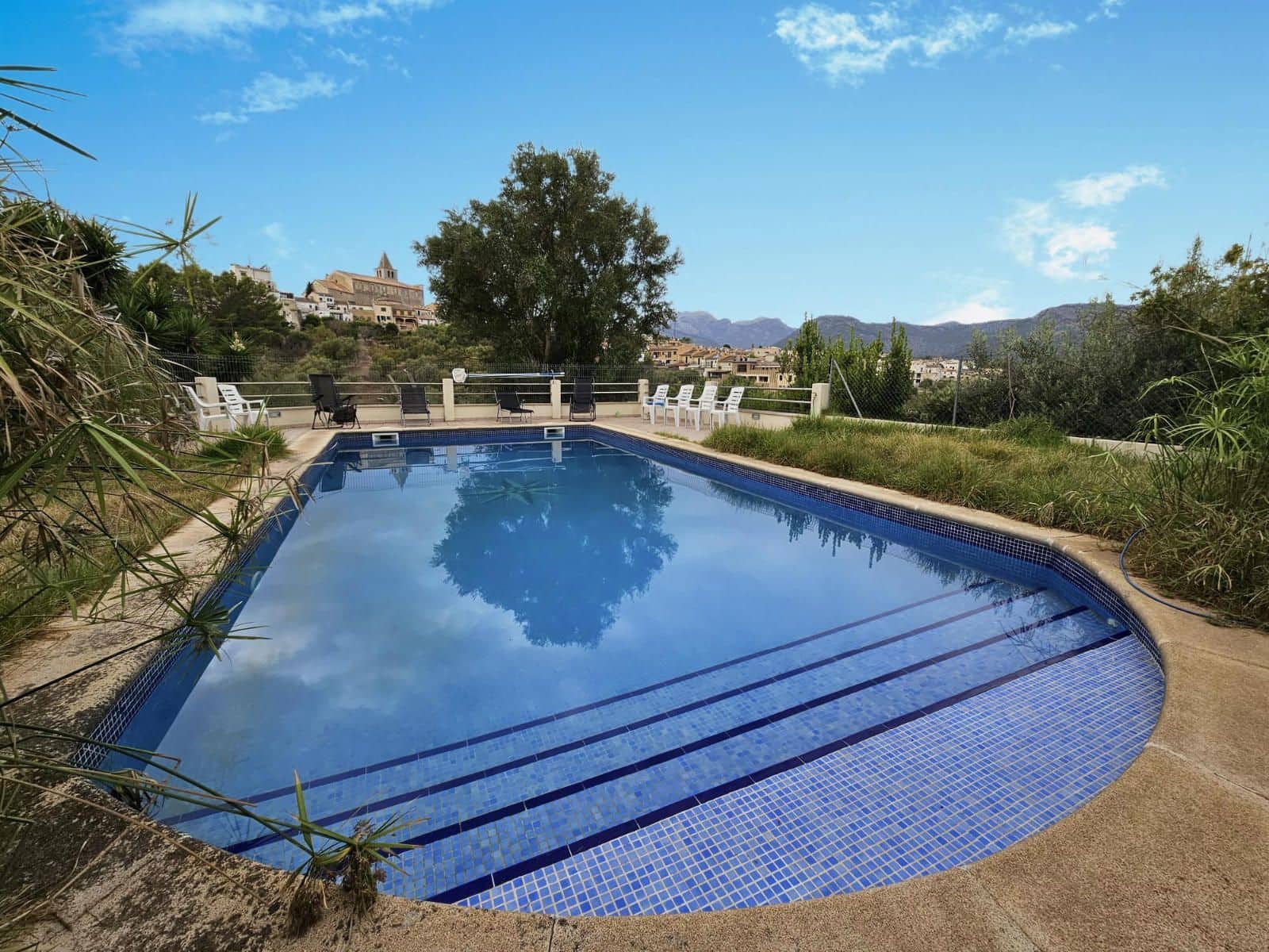 5 soveværelse Villa til salg i Campanet med swimmingpool garage - € 850.000 (Ref: 9352089)