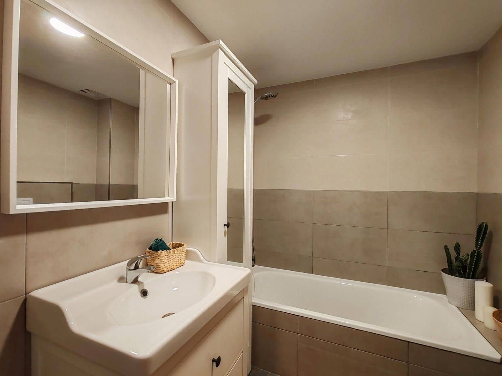 4 slaapkamer Rijtjeshuis te koop in Mancor de la Vall met zwembad garage - € 880.000 (Ref: 9352091)