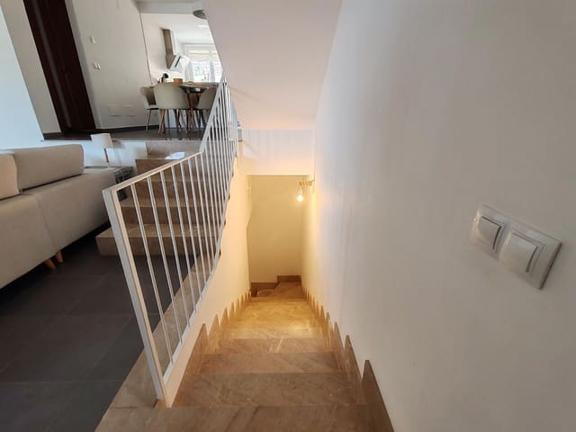 4 quarto Moradia em Banda para venda em Mancor de la Vall com piscina garagem - 879 999 € (Ref: 9352091)