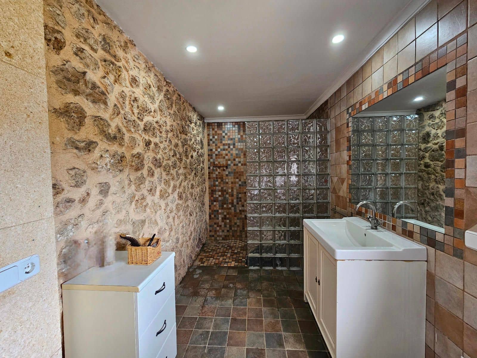 7 sypialnia Willa na sprzedaż w Lloret de Vista Alegre z basenem - 3 800 000 € (Ref: 9352092)