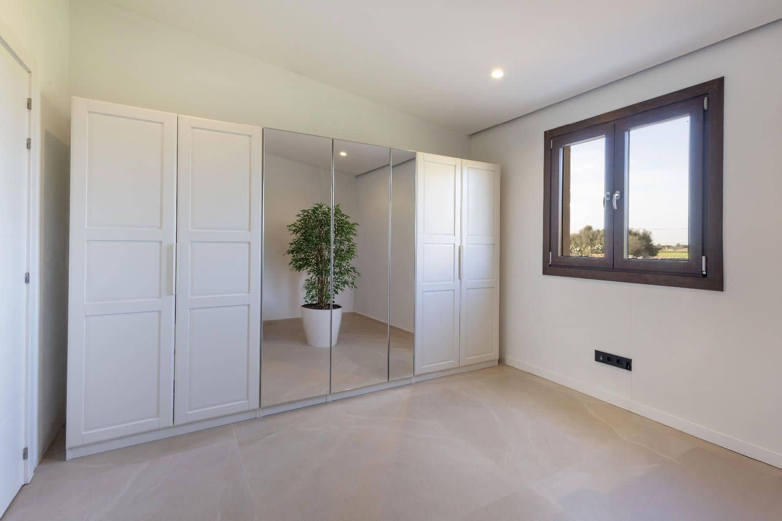 4 sypialnia Willa na sprzedaż w Campos z basenem garażem - 2 250 000 € (Ref: 9353590)