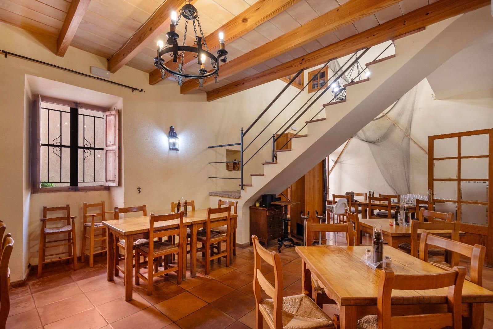 Kommersiell til salgs i Biniamar - € 650 000 (Ref: 9353591)