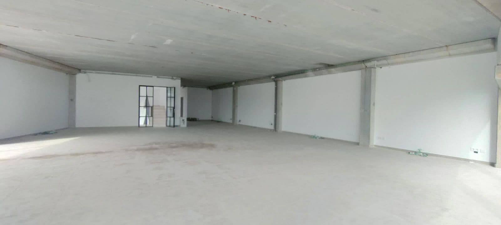 Yritys myytävänä paikassa Poblacion de Arroyo - 6 000 € (Ref: 9353592)