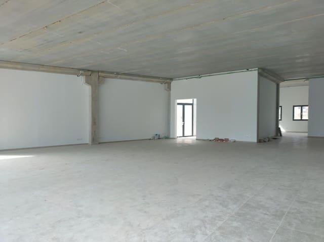 Business for sale in Población de Arroyo - € 6,000 (Ref: 9353592)