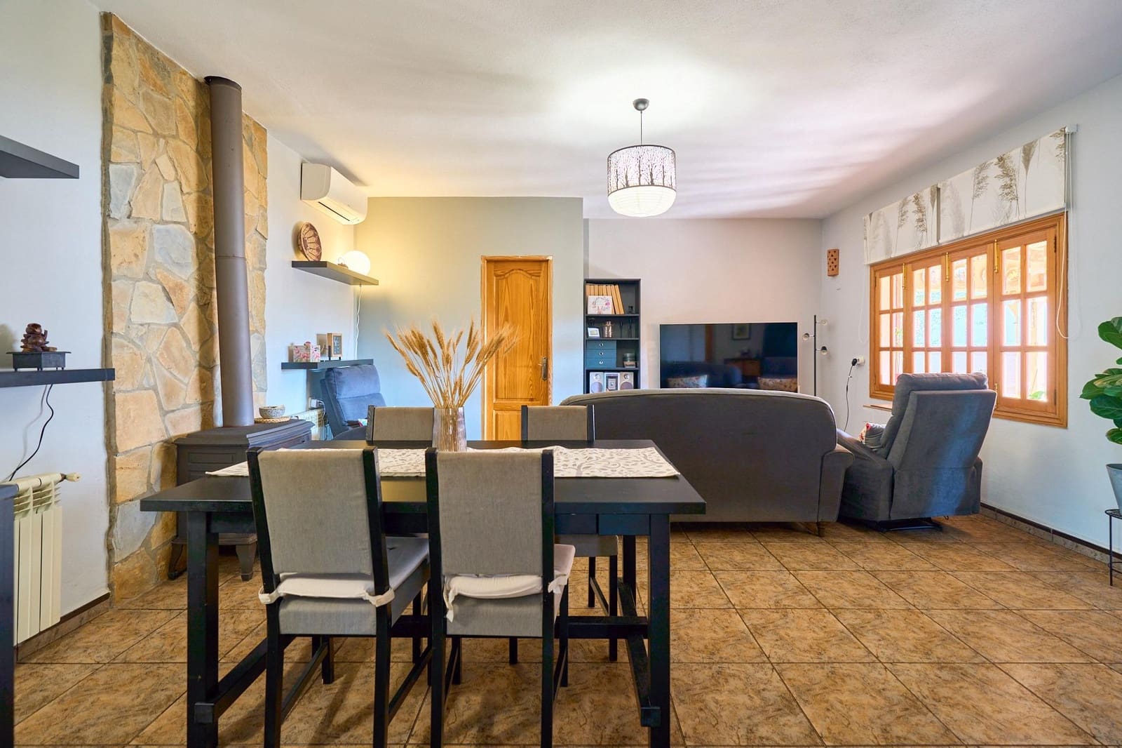 3 soverom Villa til salgs i Es Garrovers med svømmebasseng - € 650 000 (Ref: 9355813)