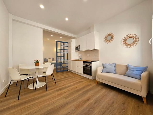 4 soveværelse Byhus til salg i María de la Salud / María de la Salut med garage - € 545.000 (Ref: 9355818)