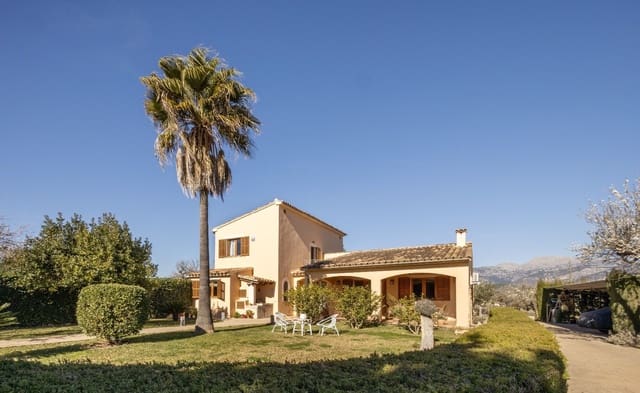 4 bedroom Villa for sale in Inca with garage - € 875,000 (Ref: 9359556)