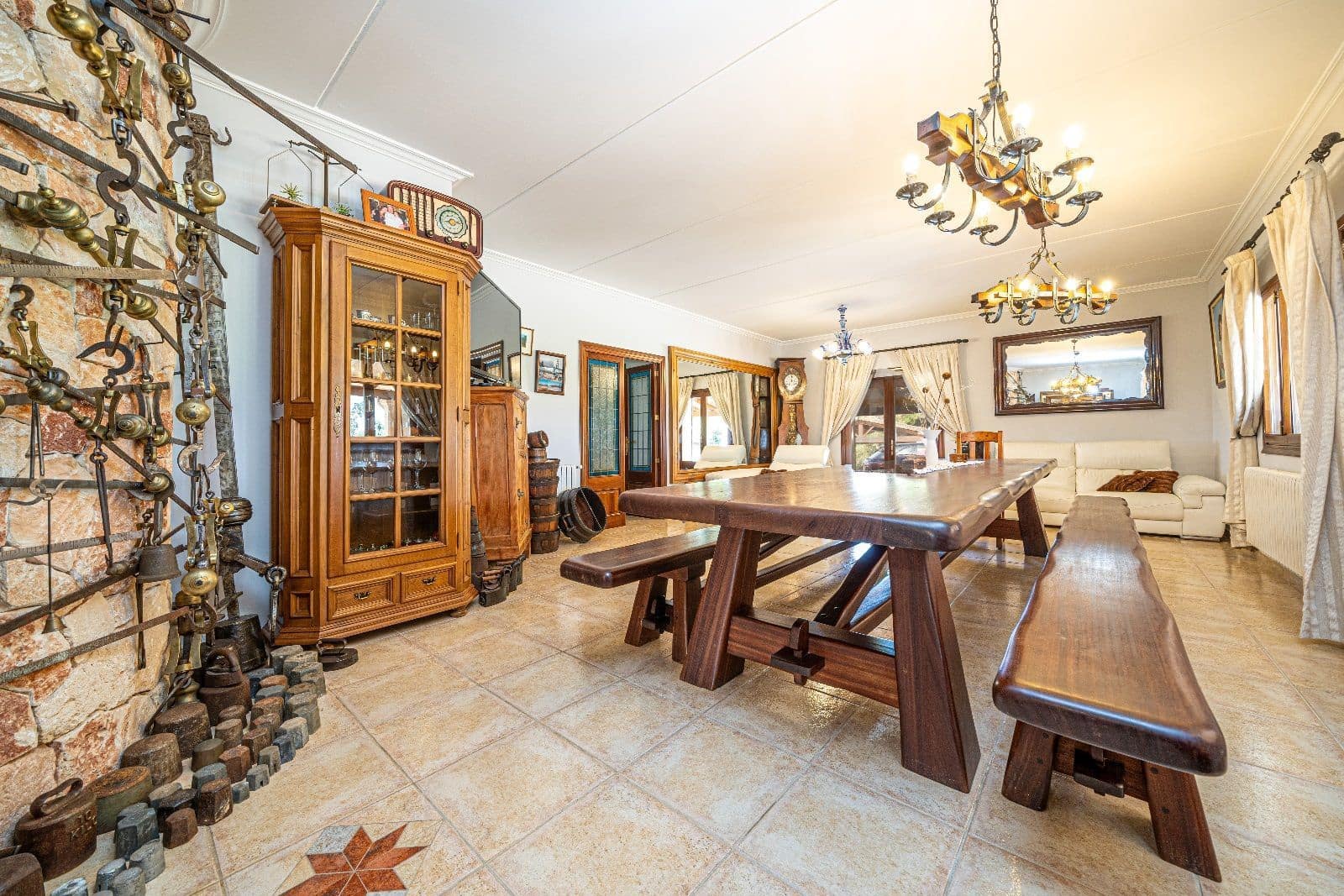 4 soveværelse Villa til salg i Ca'n Picafort med swimmingpool garage - € 1.999.900 (Ref: 9359561)