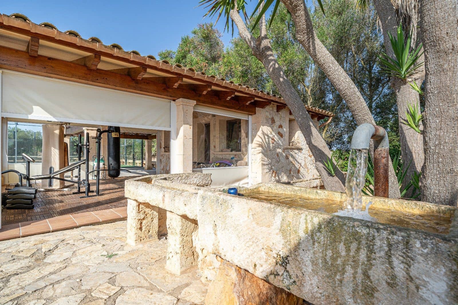 4 soveværelse Villa til salg i Ca'n Picafort med swimmingpool garage - € 1.999.900 (Ref: 9359561)