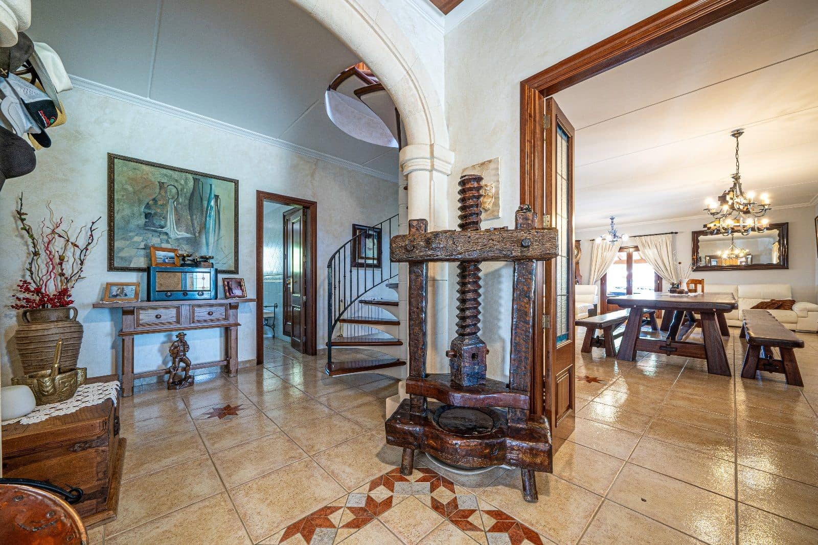 4 makuuhuone Huvila myytävänä paikassa Ca'n Picafort mukana uima-altaan 
autotalli - 1 999 900 € (Ref: 9359561)