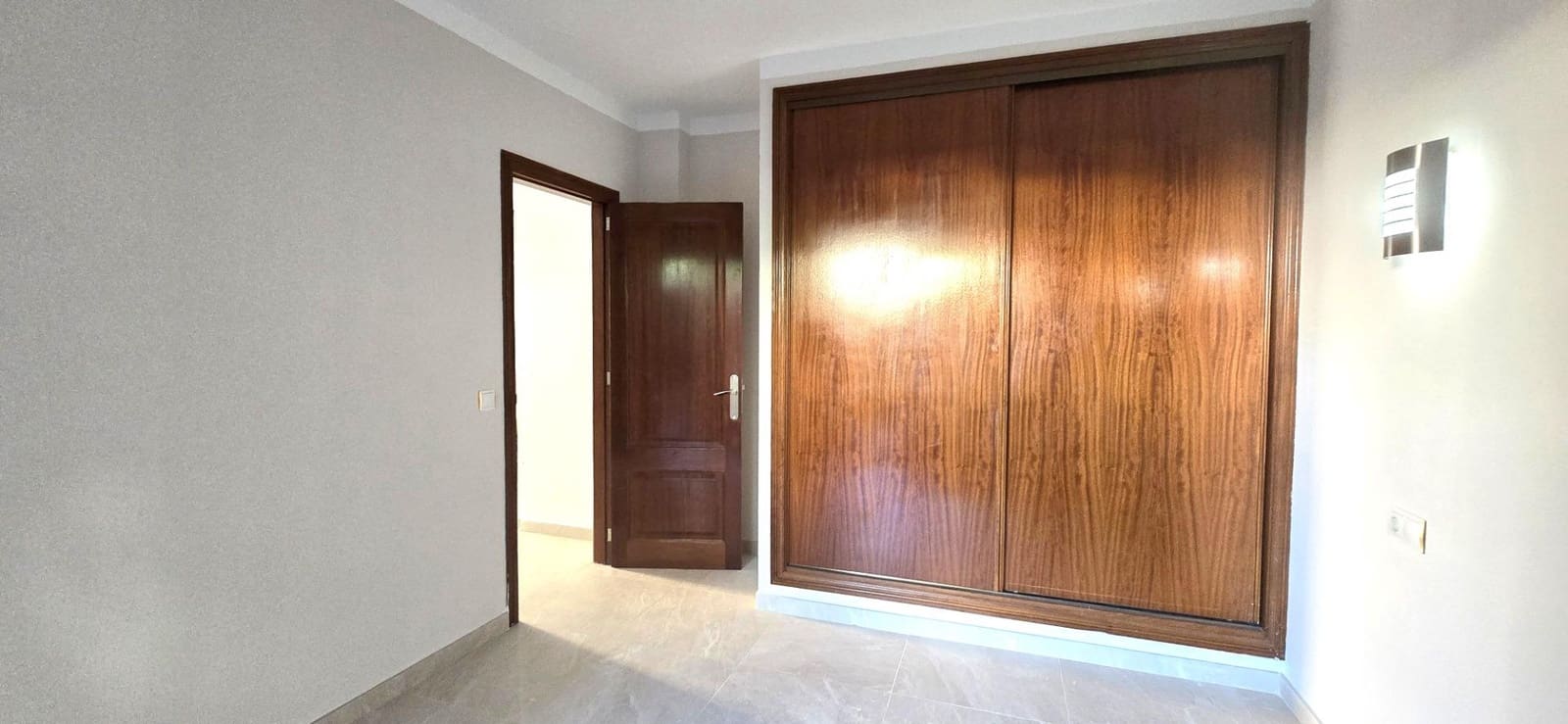 3 makuuhuone Rivitalo myytävänä paikassa Lloseta - 430 000 € (Ref: 9359563)