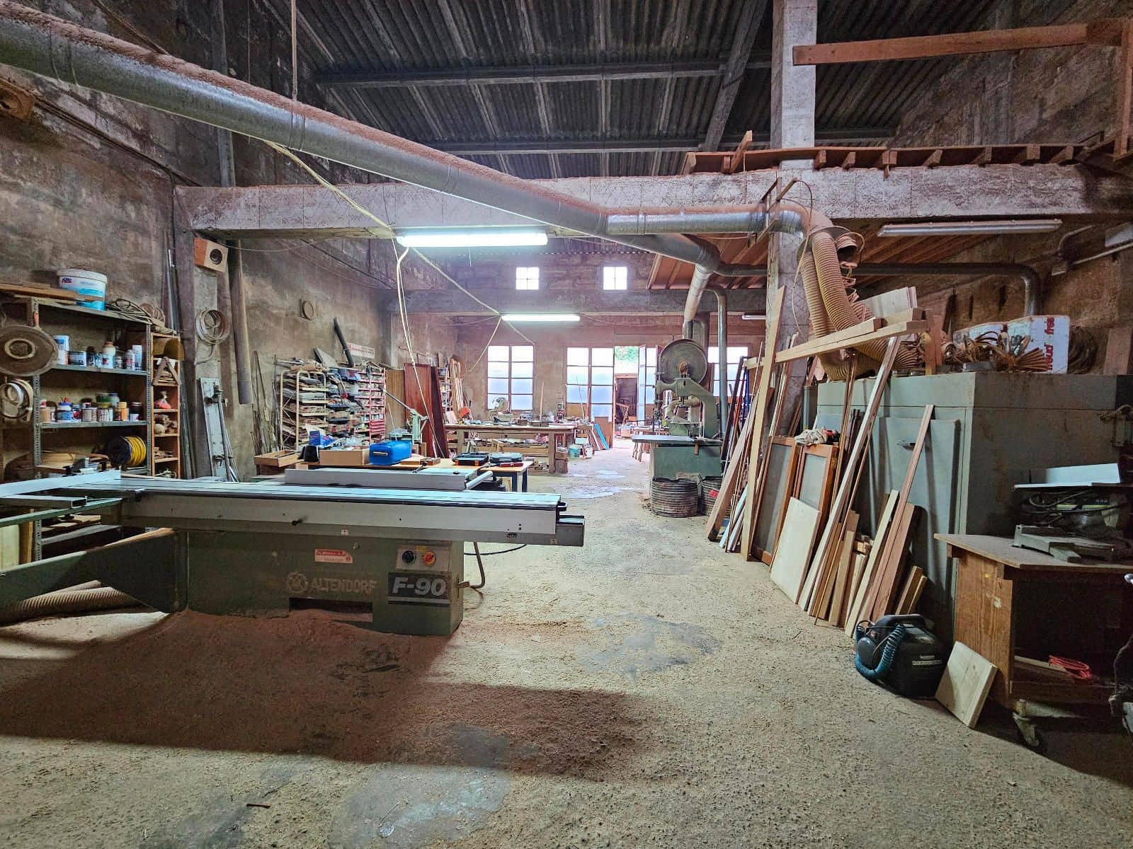 Bedrift til salgs i Sineu - € 340 000 (Ref: 9359566)