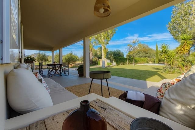 8 soveværelse Finca/Landehus til salg i Moscari, Selva med swimmingpool - € 995.000 (Ref: 9367482)