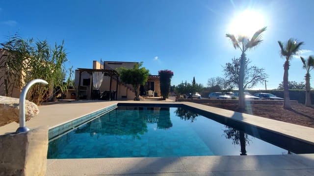 3 soveværelse Finca/Landehus til salg i Campos med swimmingpool - € 750.000 (Ref: 9367483)