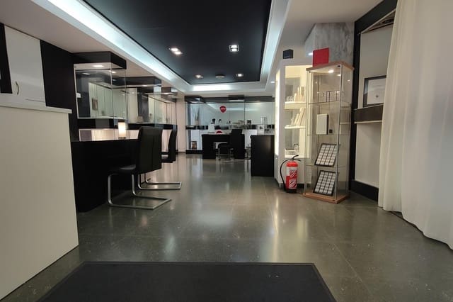 Commercieel te koop in Inca - € 355.000 (Ref: 9373966)