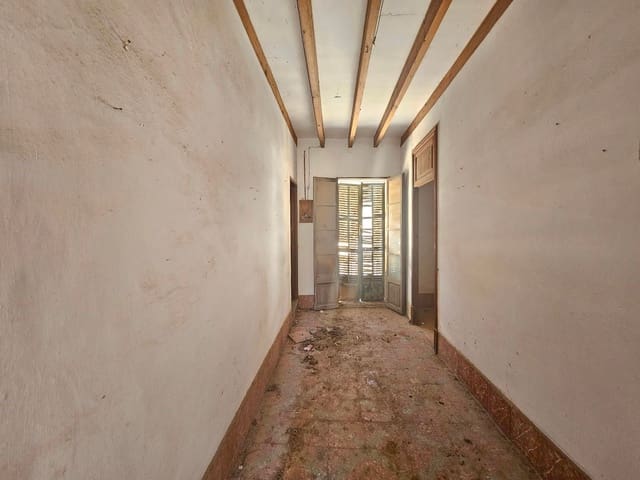 8 soveværelse Byhus til salg i Inca med garage - € 270.000 (Ref: 9422387)