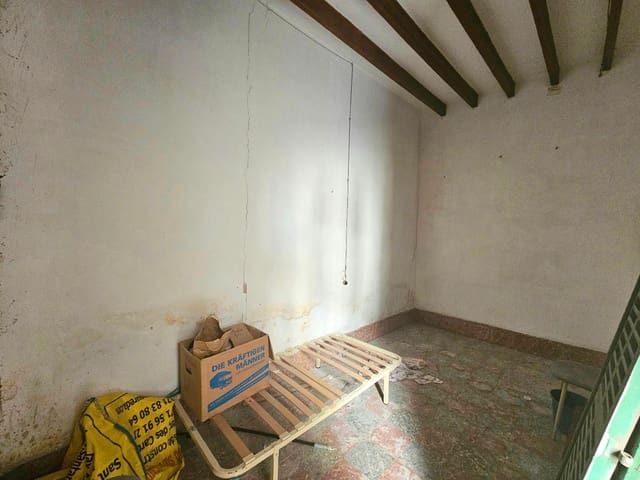 8 soveværelse Byhus til salg i Inca med garage - € 270.000 (Ref: 9422387)