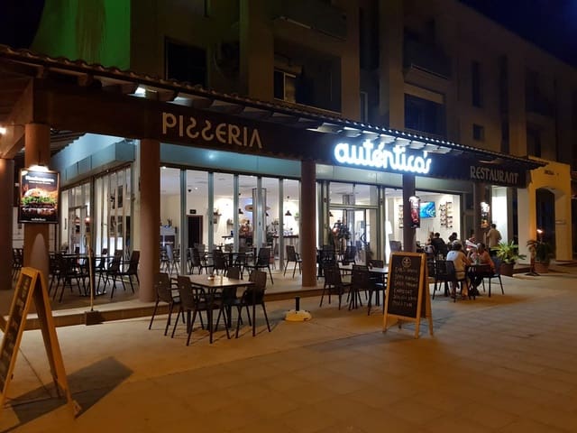 Komercyjne do wynajęcia w Platja d'Alcúdia, Alcúdia - 1 700 € (Ref: 9440090)