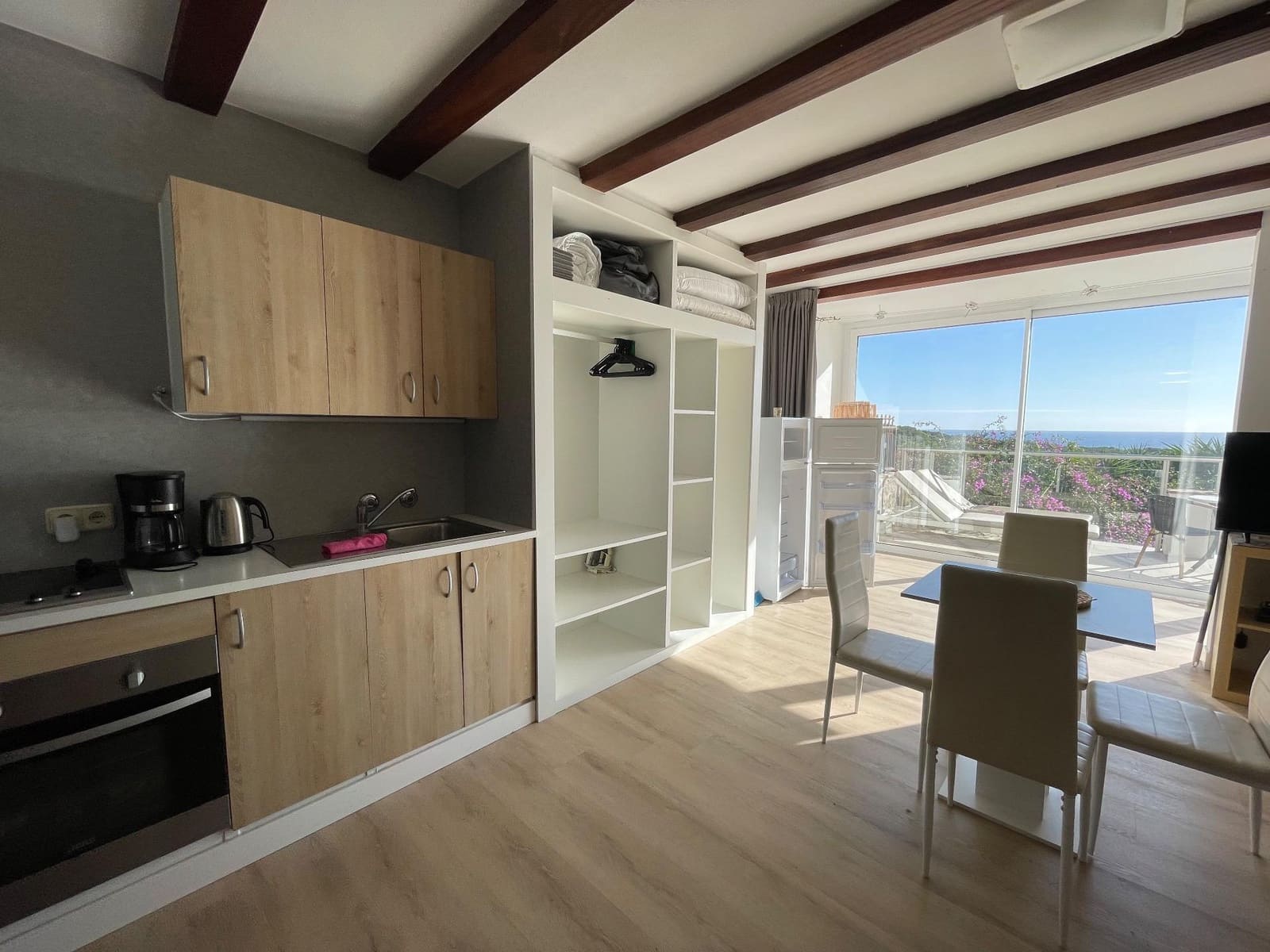 3 sypialnia Dom blizniak na sprzedaż w Cala Ratjada z garażem - 1 050 000 € (Ref: 9440093)