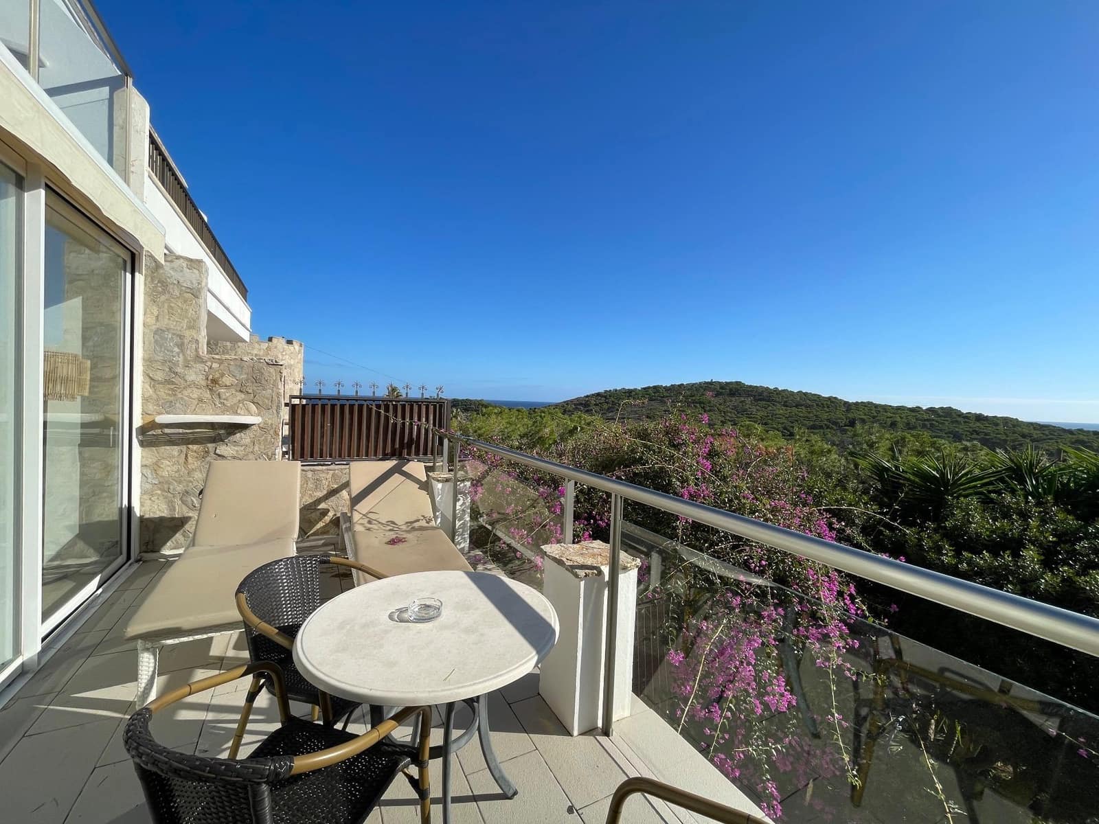 3 sypialnia Dom blizniak na sprzedaż w Cala Ratjada z garażem - 1 050 000 € (Ref: 9440093)