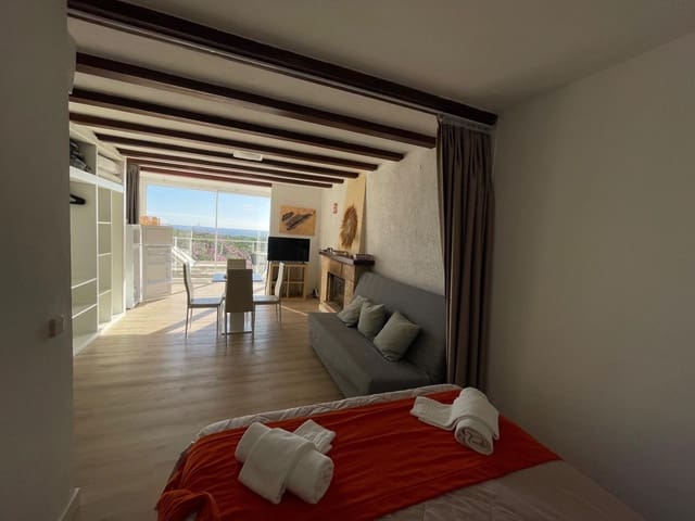 3 sypialnia Dom blizniak na sprzedaż w Cala Ratjada, Capdepera z garażem - 1 050 000 € (Ref: 9440093)