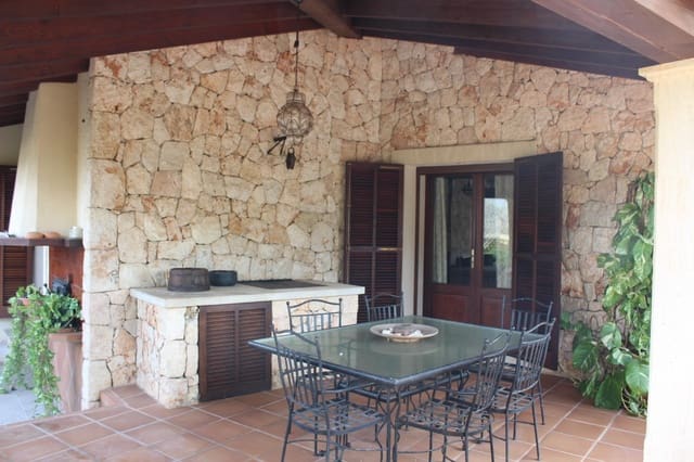 3 soveværelse Villa til salg i Inca med swimmingpool garage - € 1.249.999 (Ref: 9462058)