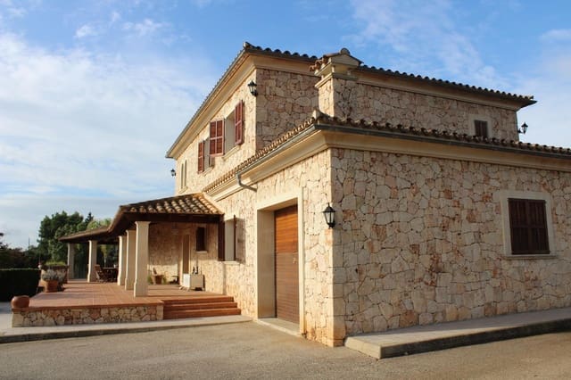3 sypialnia Willa na sprzedaż w Inca z basenem garażem - 1 249 999 € (Ref: 9462058)