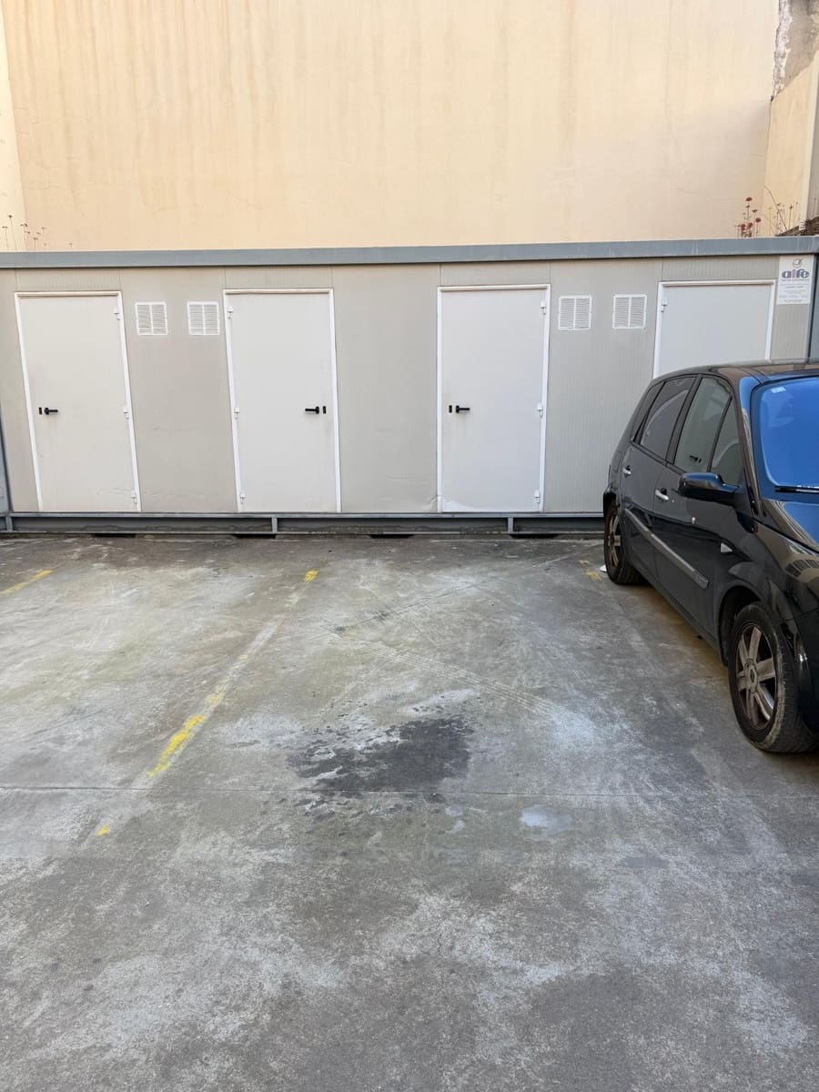 1 bedroom Office for sale in Palma de Mallorca - € 225,000 (Ref: 9586461)